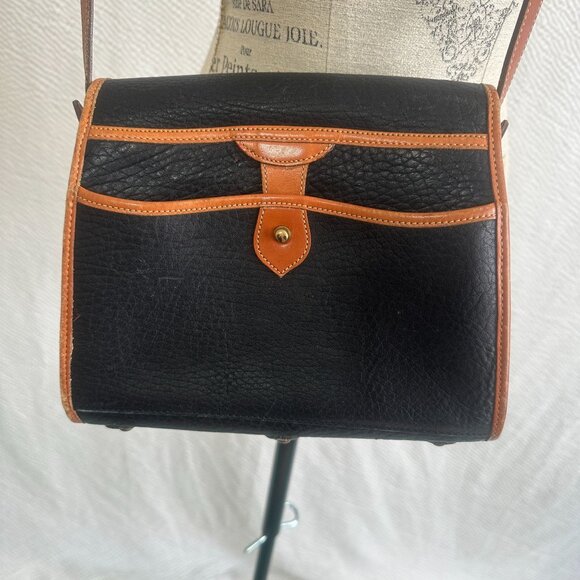 Vintage Dooney & Bourke All-Weather Leather Crossbody Bag Classic - Picture 4 of 14